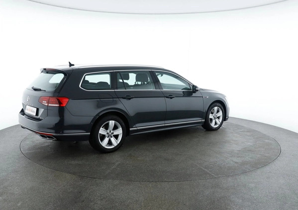 Volkswagen Passat cena 118800 przebieg: 108133, rok produkcji 2020 z Rybnik małe 781